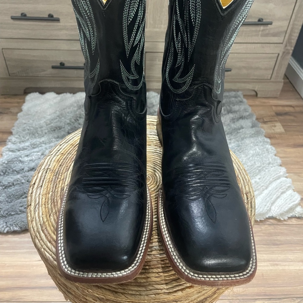 Justin George Strait Boots. Size 11.